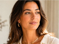 Możliwe, że źle dobierasz biżuterię. Sprawdź, co naprawdę do ciebie pasuje