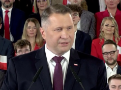 Czarnek z głupszą radą niż Komorowski w 2015 r. Znów poszło o mieszkania dla młodych