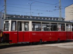 MPK w Krakowie wyremontowało historyczny wagon tramwajowy LOWA znany z ulic Warszawy