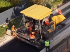 Z nawierzchni szutrowej na asfaltową