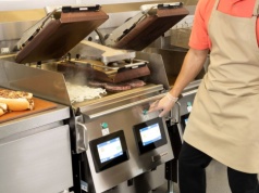 Koniec ery "gorącej kuchni". Technologia przejmuje kontrolę nad gastronomią