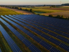 Duży projekt słoneczny zmienił właściciela. Farma  jeszcze urośnie i dostanie magazyn energii