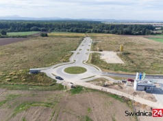 „Nie chcemy żyć w smrodzie”. Mieszkańcy sprzeciwiają się budowie wytwórni ziemi organicznej