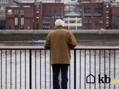 Ma 6000 zł emerytury, a i tak ledwo starcza mu na życie. Pokazał swoje wydatki