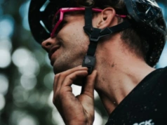 Klamra kasku może pomóc po wypadku. Fidlock pokazuje sprytny pomysł dla rowerzystów