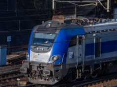 Na tory powraca sezonowy pociąg Jantar relacji Warszawa-Hel