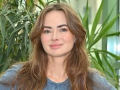 Ania Rusowicz wzięła ślub sama ze sobą. Opowiedziała o ceremonii. "Ślubowałam przy księżycu"