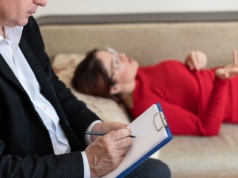 Co drugi Polak na zwolnieniu. Polacy biorą L4 z nowych powodów