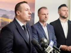 Prezydent Jacek Sutryk absolutorium już ma. Czy Paweł Gancarz, marszałek województwa będzie musiał poczekać trochę dłużej?