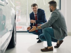 Rejestracja samochodu online. To już koniec wizyt w urzędzie?