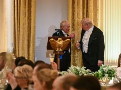 Trump mówi o wojnie z Iranem. "Król Karol zgadza się ze mną"