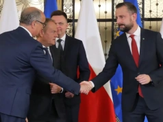 Nowy sondaż zmienia układ sił. Jedna partia wyraźnie zaskakuje