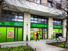 Wyniki Żabki za I kw. 2026: 7,4 mld zł sprzedaży i 435 nowych sklepów