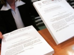 Upiór z sejfu Nawrockiego. Wszystko, czego nie chcecie wiedzieć o raporcie o WSI i aneksie do niego