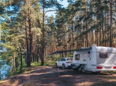 Sprawdź, ile zapłacisz za majówkę kamperem. Ministerstwo Finansów przypomina o e-TOLL