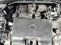 Śrem. Mechanik oddał klientowi BMW na lawecie, bez silnika i części