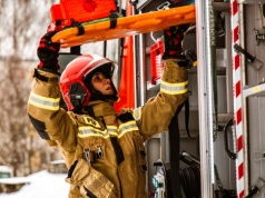 Zgon 59-letniego mężczyzny przy ul. Pomnikowej. Sprawę wyjaśnia policja