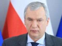 "Łukaszenka został zmuszony". Łatuszka o uwolnieniu Poczobuta