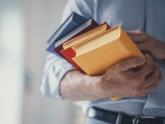 Specjalista ds. BHP – zawód z dużą odpowiedzialnością. Jakie wymagania stawia współczesny rynek pracy?