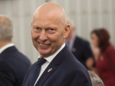 Różański apeluje do prezydenta ws. strategii bezpieczeństwa. "Nasz strateg z senatu nie wie o czym pisze"