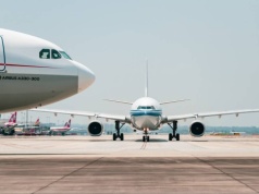 Czarne chmury nad lotnictwem, kryzys może dotknąć Europę. "Zrujnowane lato"