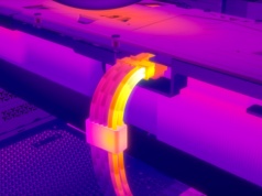 Corsair bawi się w strażaka. Ten przewód ma uratować Twoją kartę graficzną