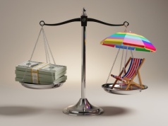 Niewykorzystany urlop: Czy można zrezygnować z urlopu na rzecz ekwiwalentu?