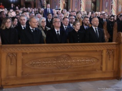 Marta i Karol Nawroccy dotrzymali słowa. Z zagranicy przybyli na pogrzeb Litewki