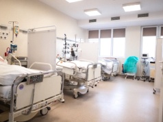 Już 50 szpitalom powiatowym grozi upadłość. Skutki dla pacjentów będą dotkliwe