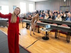 Fundacja Connecting the Future prezentuje Mapę Pierwszych Kroków dla rozwoju AI w Polsce