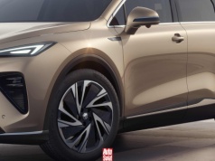 MG twierdzi, że właśnie weszło do klasy premium. Na dowód pokazało zdjęcia nowego SUV-a