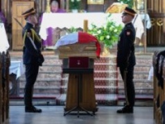 "Nigdy nie odwracałeś wzroku od cierpienia drugiego człowieka". Ostatnie pożegnanie Łukasza Litewki