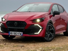 1450 km bez wizyty na stacji. Nowe Renault Clio z LPG