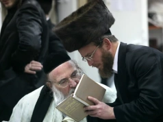 Atak w dzielnicy żydowskiej. Nożownik nie miał litości