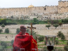 Łaciński patriarcha Jerozolimy laureatem Międzynarodowej Nagrody św. Benedykta