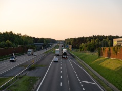 Stalexport powiększa przychody i zysk. Stabilizacja ruchu ciężarówek