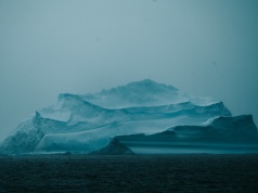 Spod lodu Antarktydy docierają enigmatyczne sygnały. Lata temu przewidział je radziecki fizyk