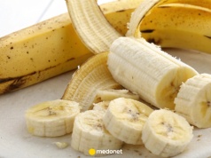 Co dzieje się z jelitami, gdy jesz banany codziennie? Takie są skutki