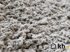 To ocieplenie poddasza bije wełnę i piankę PUR? Sprawdź hit z recyklingu