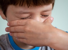 Białołęka. 7-latek uciekł ze szkoły. Zapłakany wyznał, że go tam prześladują