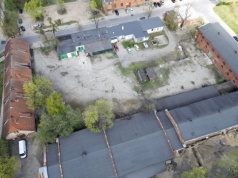 Byliśmy w nowej lokalizacji pchlego targu. Czy podbije serca miłośników staroci?