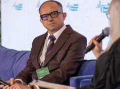 Mechanizm rozliczeń blokuje dostęp do jedynej terapii. "Najskuteczniejsze poradnie są w pewnym sensie karane"