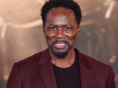 Gwiazdor "Stamtąd" wspomina poruszającą scenę z "Zagubionych". "Jedna z aktorek do dziś się do mnie nie odzywa"