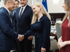 Wotum nieufności wobec ministry Sobierańskiej-Grendy ."Mam silne umocowanie polityczne, od premiera"