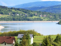 1 maja wielkie otwarcie. Teraz korona zapory, potem 126 km jazdy nad wodą