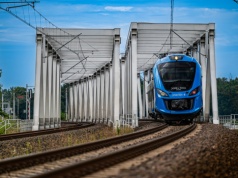 Majówka z Kolejami Śląskimi – specjalna oferta i więcej połączeń