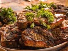 Ekspertka z Katedry Żywienia Człowieka: grillowanie przez trzy dni to zły pomysł