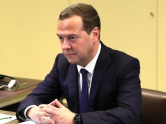 Ogromny zaciąg do rosyjskiej armii. Miedwiediew: Europą rządzą idioci