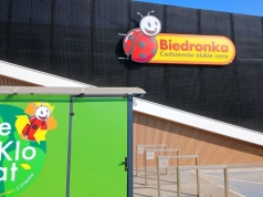 Biedronka zrobiła z kaucji promocję. Popędzicie z butelkami do automatów