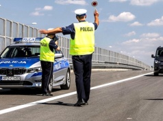 Tysiące policjantów ruszyło na drogi. Posypią się prawa jazdy